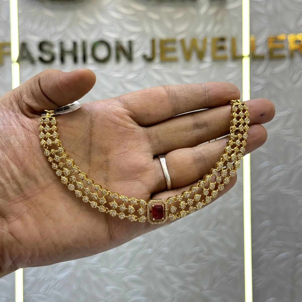CHANGEABLE NECKLACE 82930