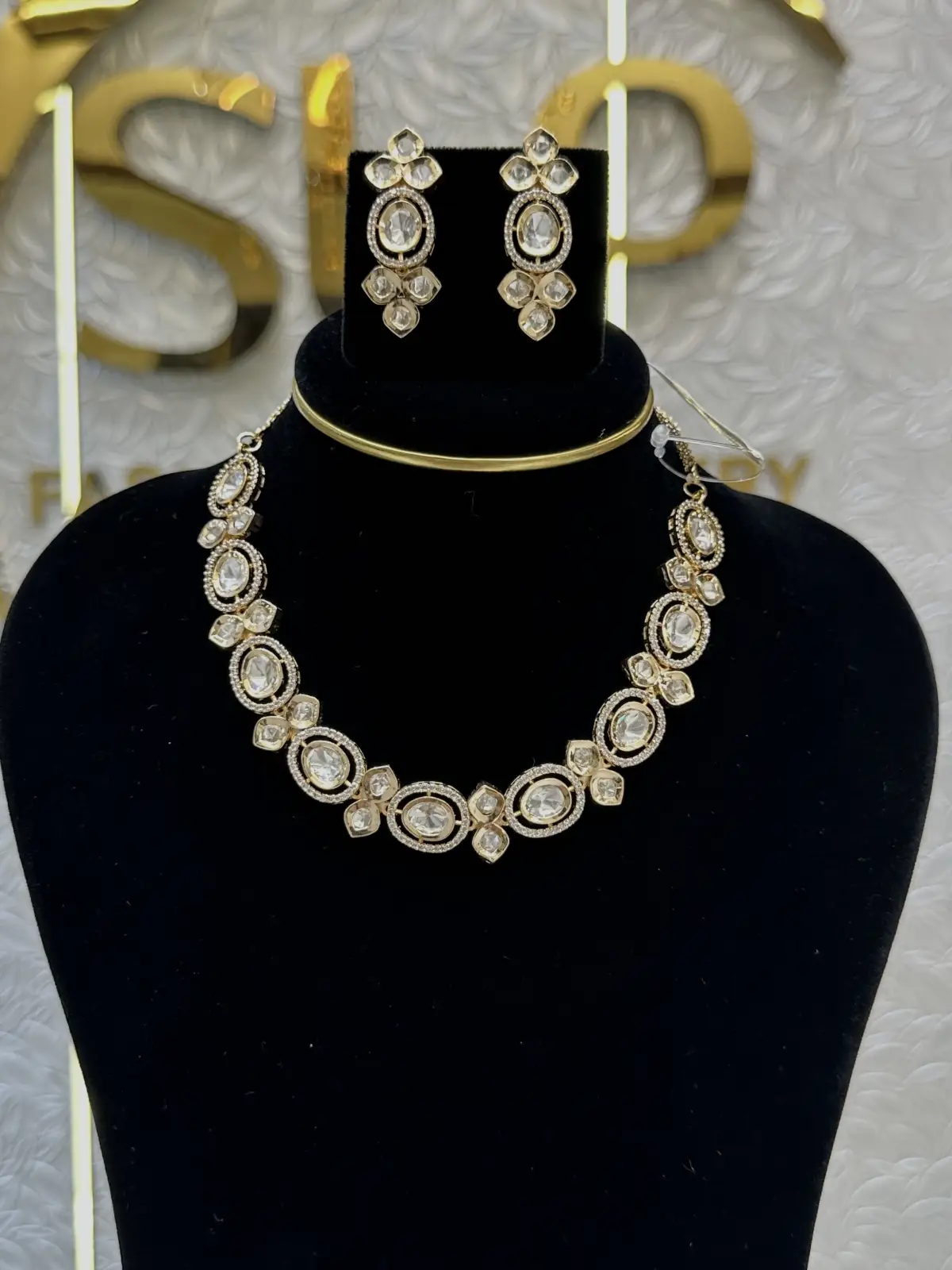 VICTORIAN SHORT 83361