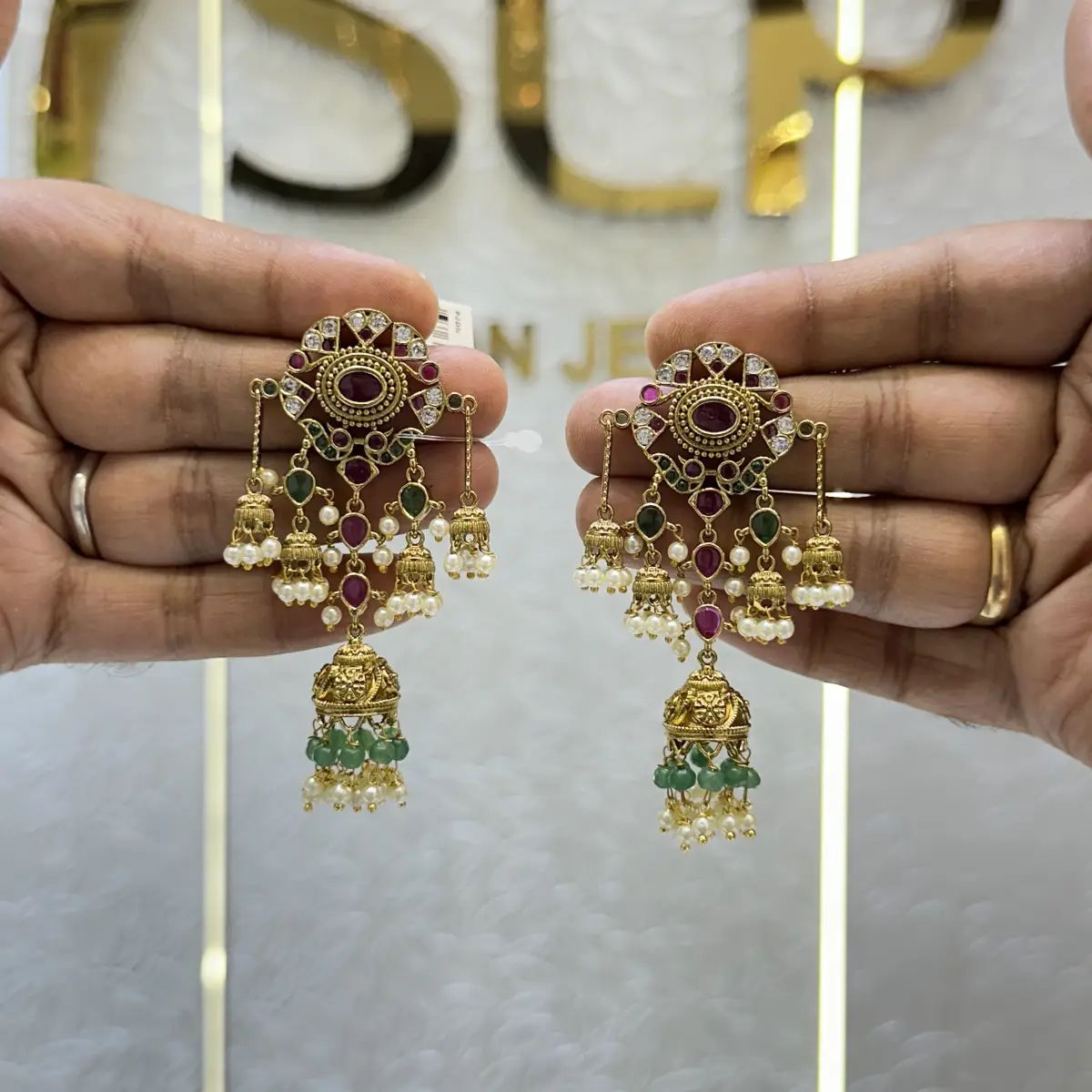 MATT EARRINGS 83750
