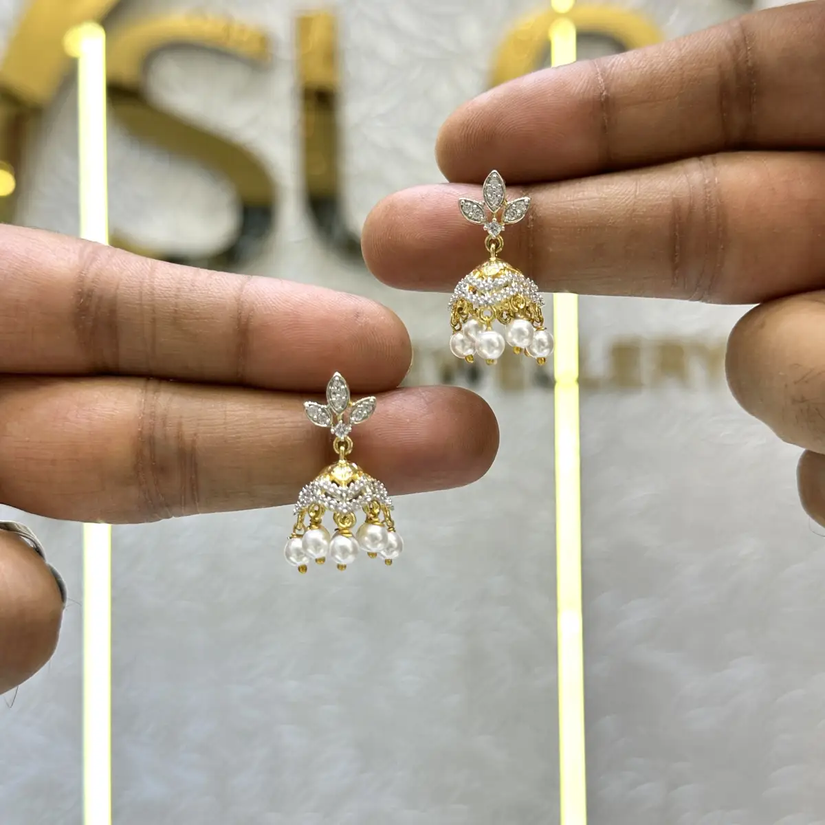 MATT EARRINGS 84161
