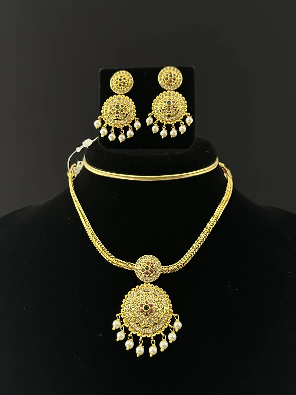 NECKLACES 85291