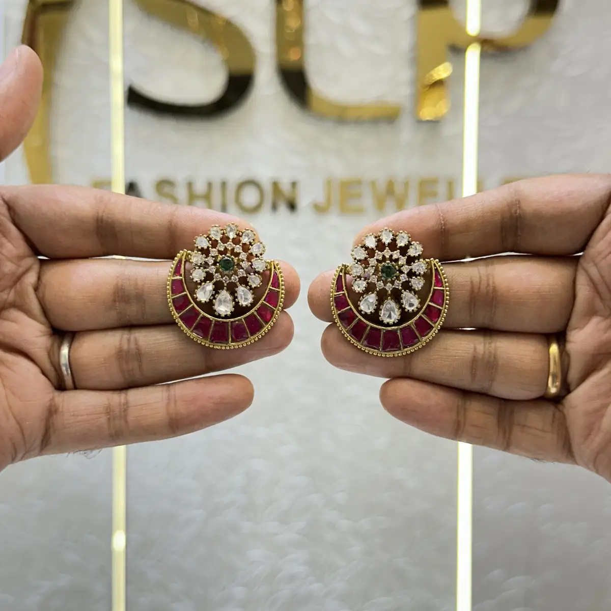 KUNDAN EARRINGS 81390