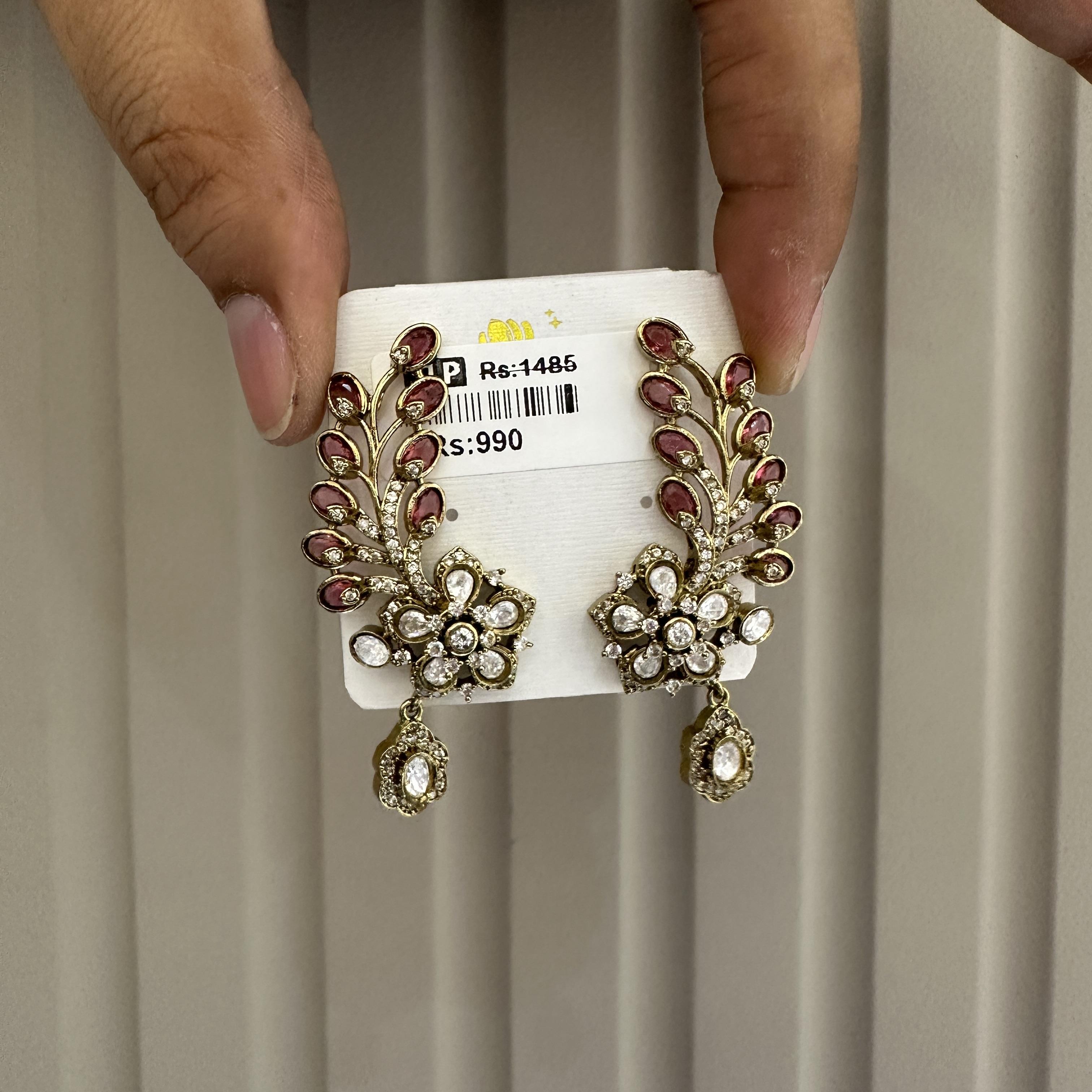 MATT EARRINGS 81594