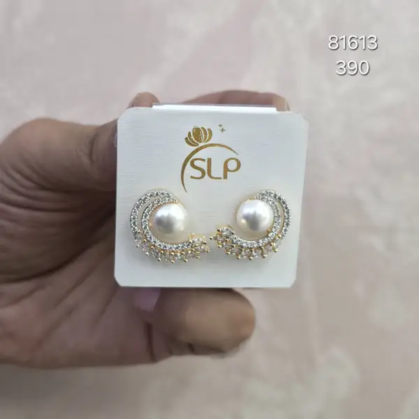 GJ EARRINGS 81613