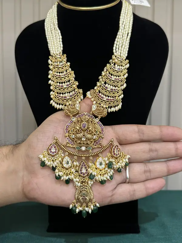 BEADS JEWELLERY 81844