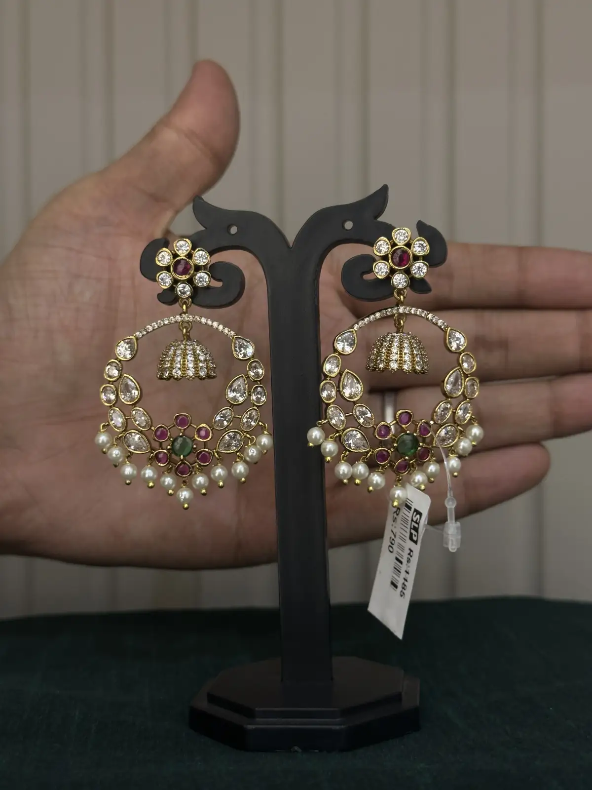 MATT EARRINGS 81890.