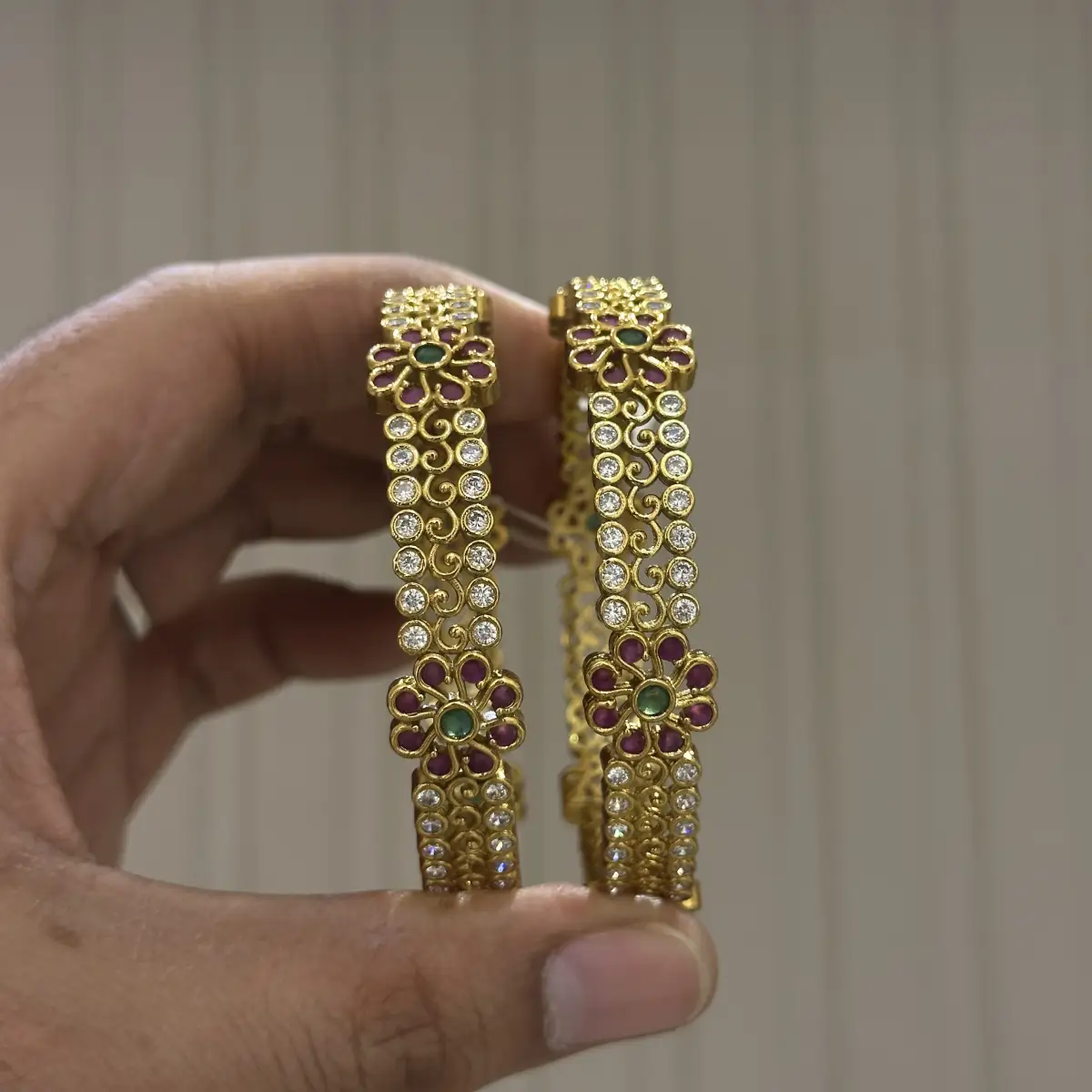 BANGLES B00019