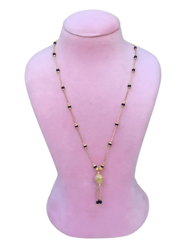 BLACK BEADS  75581